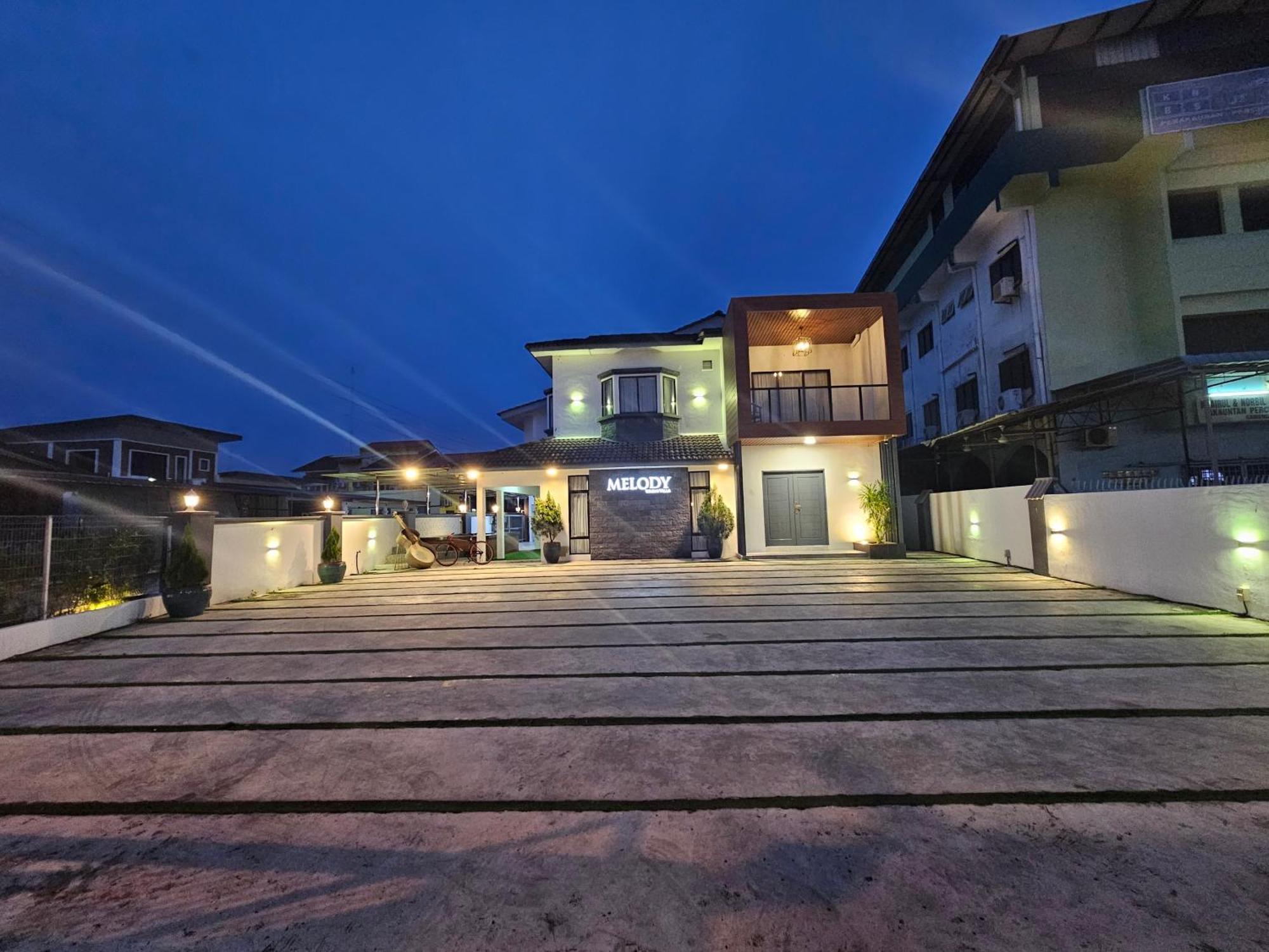 Melody Whole Or Suite Room Muar Extérieur photo